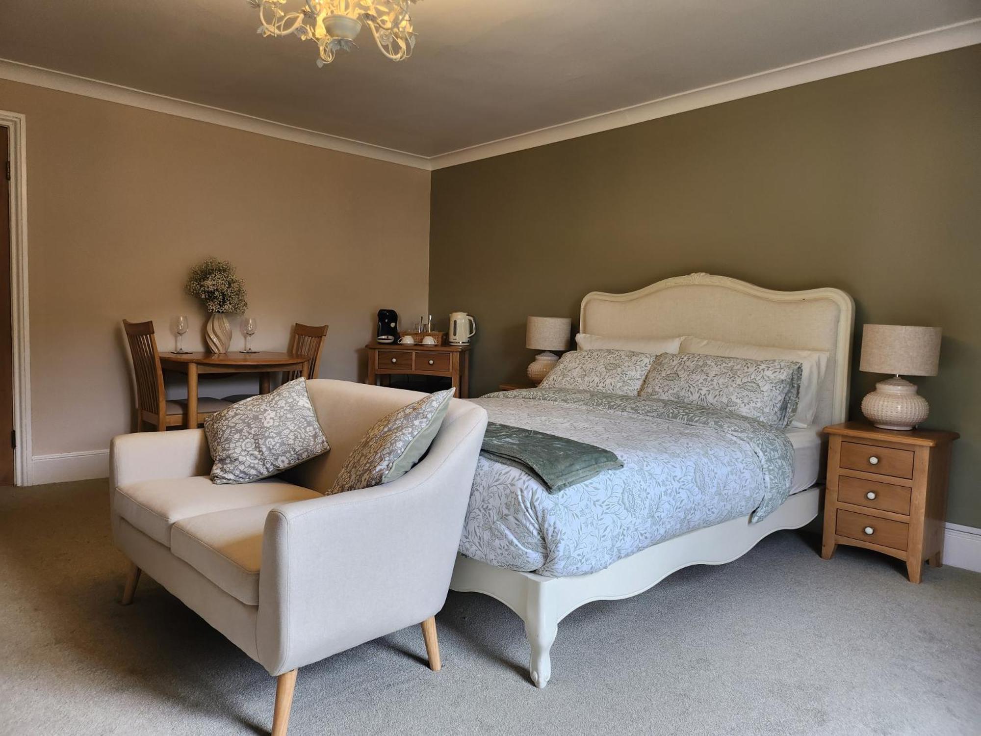 Hillarnias Tearoom And B&B Shaftesbury Exterior photo