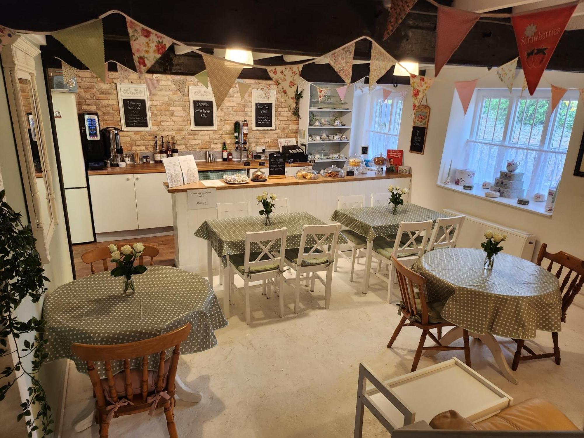 Hillarnias Tearoom And B&B Shaftesbury Exterior photo