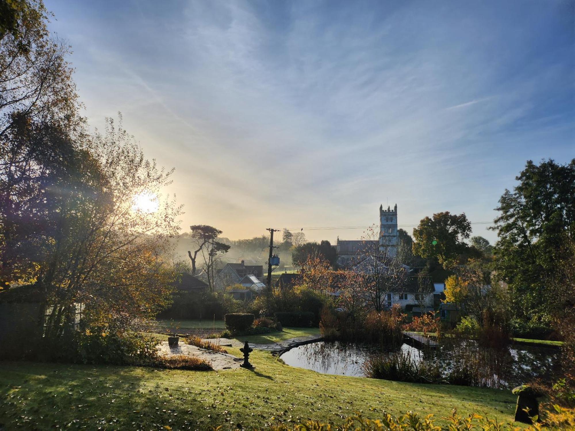 Hillarnias Tearoom And B&B Shaftesbury Exterior photo